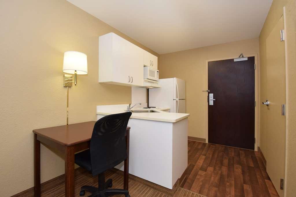 Extended Stay America Suites - San Diego - Carlsbad Village By The Sea Habitación foto